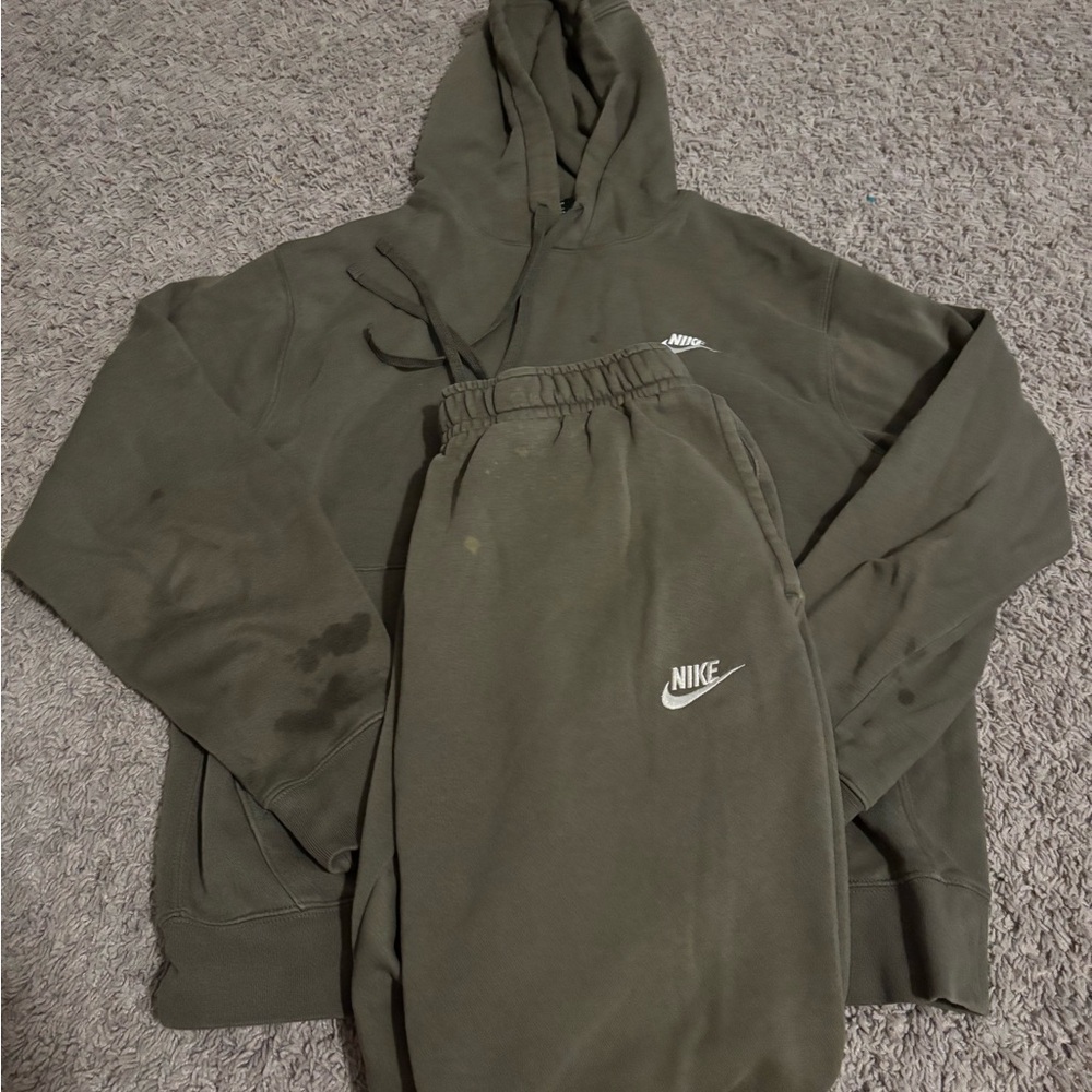 Nike Olive Green Hoodie and Sweatpants Set